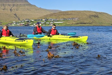 Explore Faroes by Sea Kayak – Guided Tours in Sundalagið